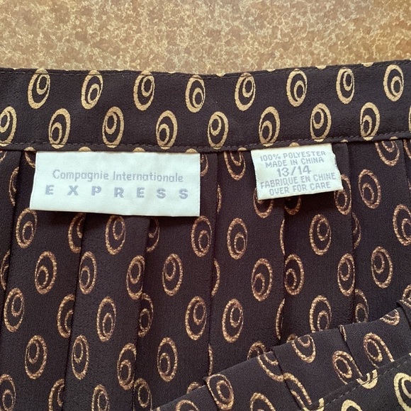 EXPRESS black and tan swirl pleated skater circle mini skirt - Picture 3 of 5